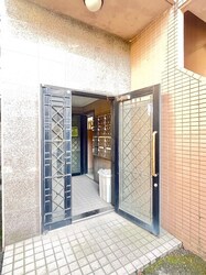 二軒茶屋駅 徒歩3分 2階の物件外観写真